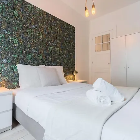 Appartement Beautiful With Balcony 4 Bedrooms! *